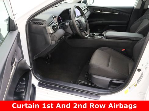 Certified 2025 Toyota Camry LE image 14