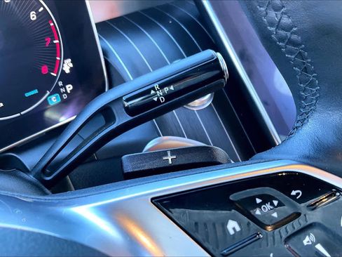 Used 2023 Mercedes-Benz GLC 300 GLC 300 image 17