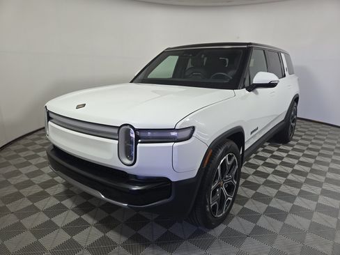 Used 2025 Rivian R1S Adventure AWD/4WD image 1