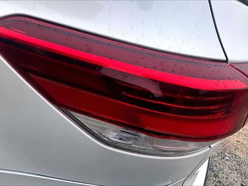 Used 2017 Toyota Highlander Limited Platinum AWD/4WD image 29