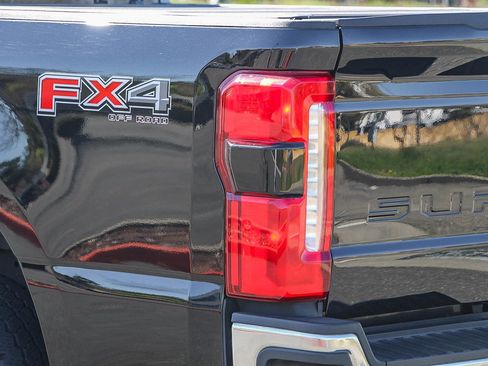 Used 2024 Ford F250 Lariat w/ Chrome Package image 10