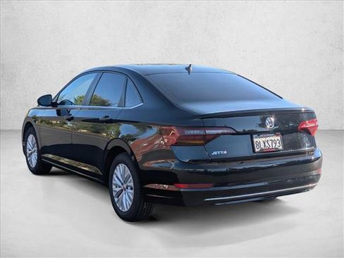 Used 2019 Volkswagen Jetta S w/ Driver Assistance Package FWD image 8