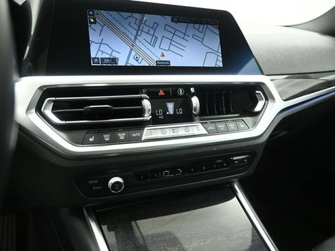 Used 2021 BMW 330i Sedan w/ Convenience Package RWD image 14