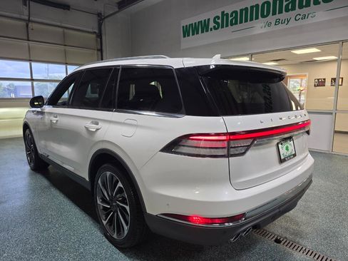Used 2020 Lincoln Aviator Reserve w/ Equipment Group 202A AWD/4WD image 9