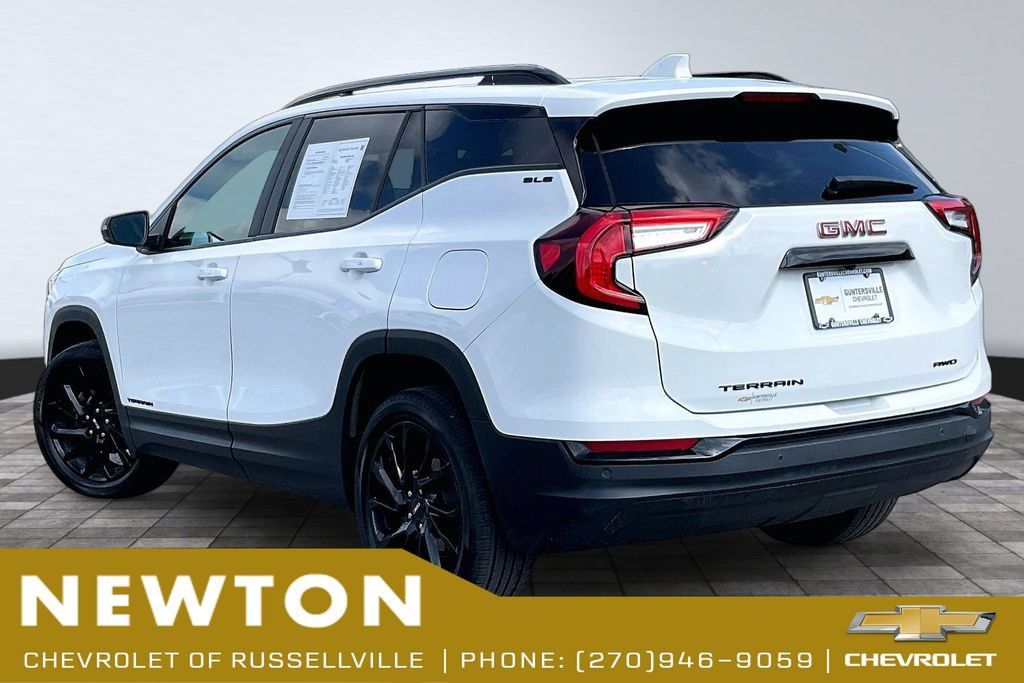 Used 2023 GMC Terrain SLE w/ Driver Convenience Package AWD/4WD image 13