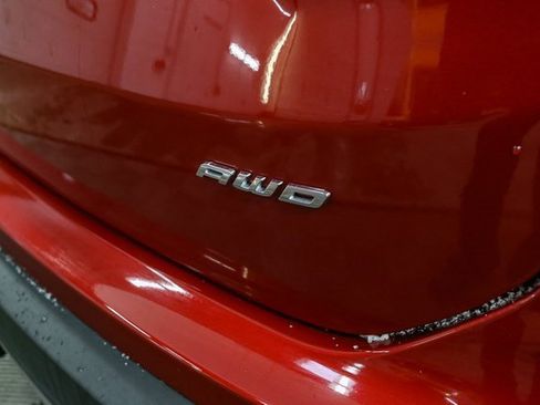 Used 2024 Ford Edge SEL w/ Convenience Package image 10