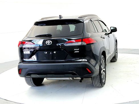 Used 2022 Toyota Corolla Cross XLE image 5