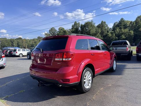 Used 2014 Dodge Journey SXT w/ Flexible Seating Group AWD/4WD image 5