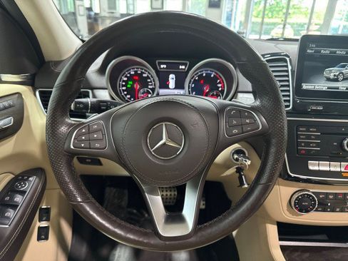 Used 2017 Mercedes-Benz GLS 450 4MATIC image 55