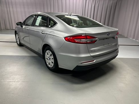 Used 2020 Ford Fusion S image 5