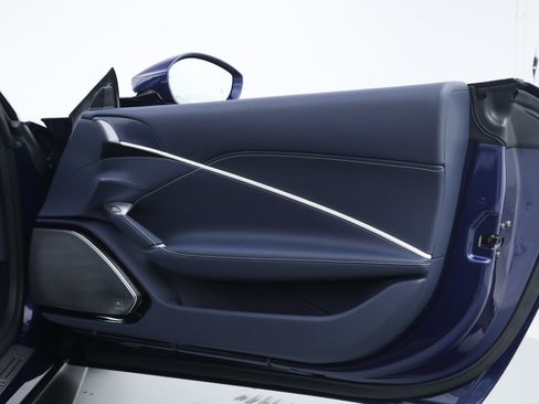 Certified 2026 Ferrari Roma Spider RWD image 19