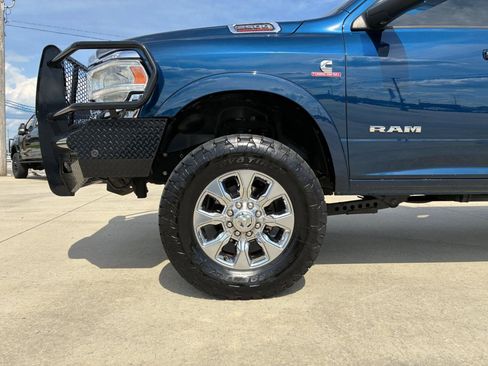 Used 2021 RAM 2500 Laramie w/ Body Color Bumper Group AWD/4WD image 7