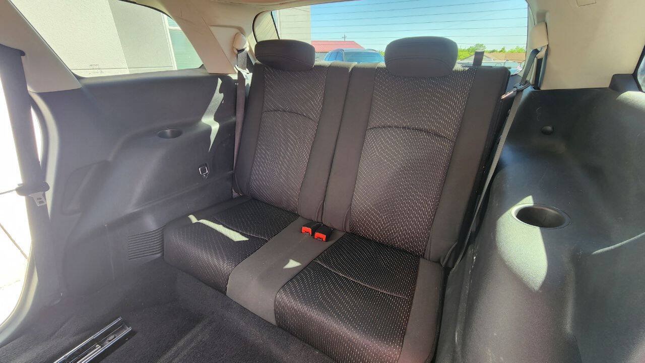 Used 2019 Dodge Journey SE FWD image 22
