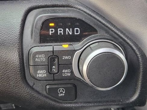 Used 2025 RAM 1500 Big Horn AWD/4WD image 19