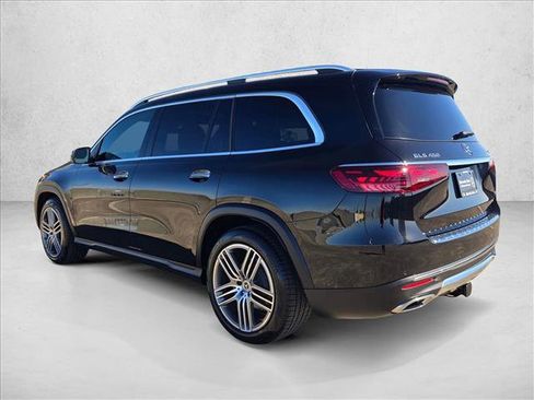 Certified 2025 Mercedes-Benz GLS 450 4MATIC image 8