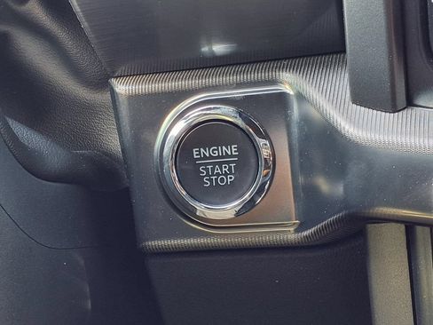 Used 2025 Ford F150 Lariat w/ Equipment Group 501A Mid AWD/4WD image 16