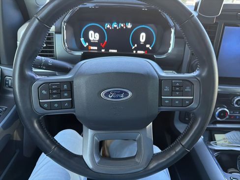 Used 2022 Ford F150 Lariat w/ Equipment Group 502A High image 16