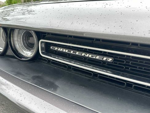 Used 2023 Dodge Challenger SXT RWD image 11