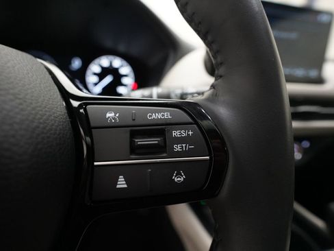 Certified 2024 Honda HR-V EX-L image 18