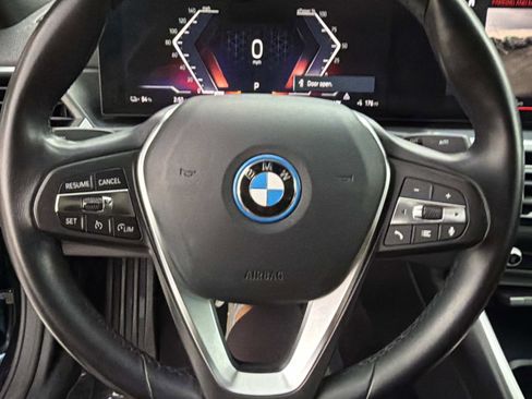 Used 2023 BMW i4 eDrive35 w/ Parking Assistance Package RWD image 28