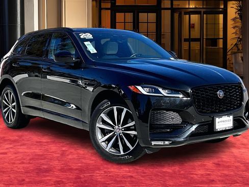 Used 2023 Jaguar F-PACE S image 11