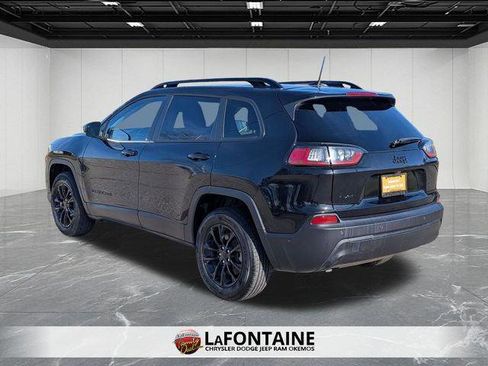 Certified 2023 Jeep Cherokee Altitude Lux image 3