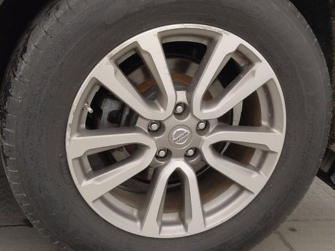 Used 2015 Nissan Pathfinder SL w/ SL Tech Package FWD image 31