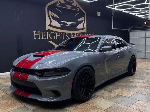 Used 2021 Dodge Charger Scat Pack RWD image 4