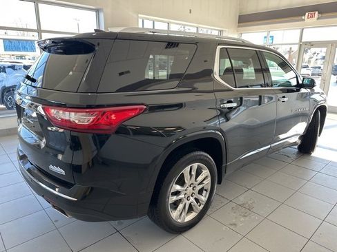 Used 2020 Chevrolet Traverse High Country image 4