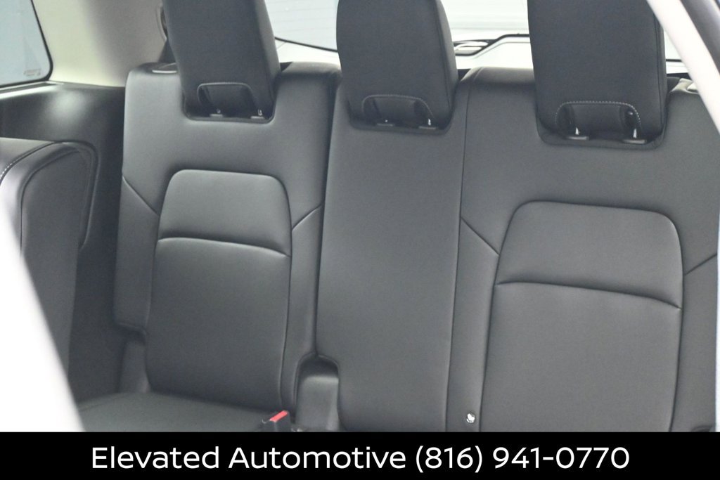 Certified 2026 Nissan Pathfinder SL AWD/4WD image 20