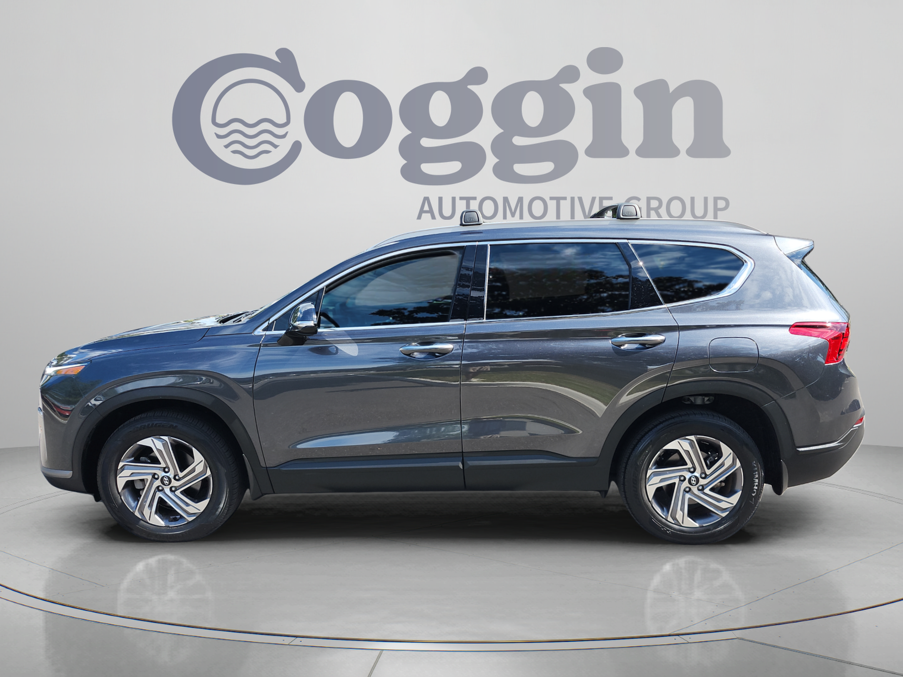 Certified 2023 Hyundai Santa Fe SEL FWD image 2