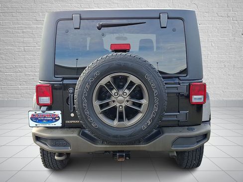 Used 2016 Jeep Wrangler Unlimited Sahara image 5