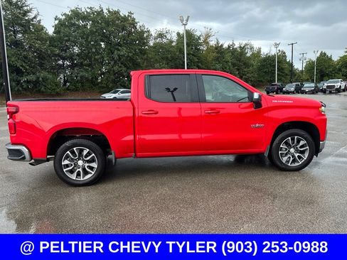 Used 2020 Chevrolet Silverado 1500 LT w/ Texas Edition RWD image 9