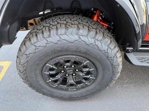 New 2025 Ford Bronco Raptor image 6