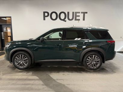 Used 2023 Nissan Pathfinder SL w/ SL Premium Package