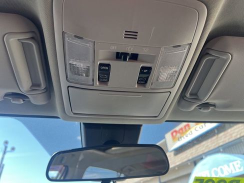 Used 2018 Toyota RAV4 XLE image 24