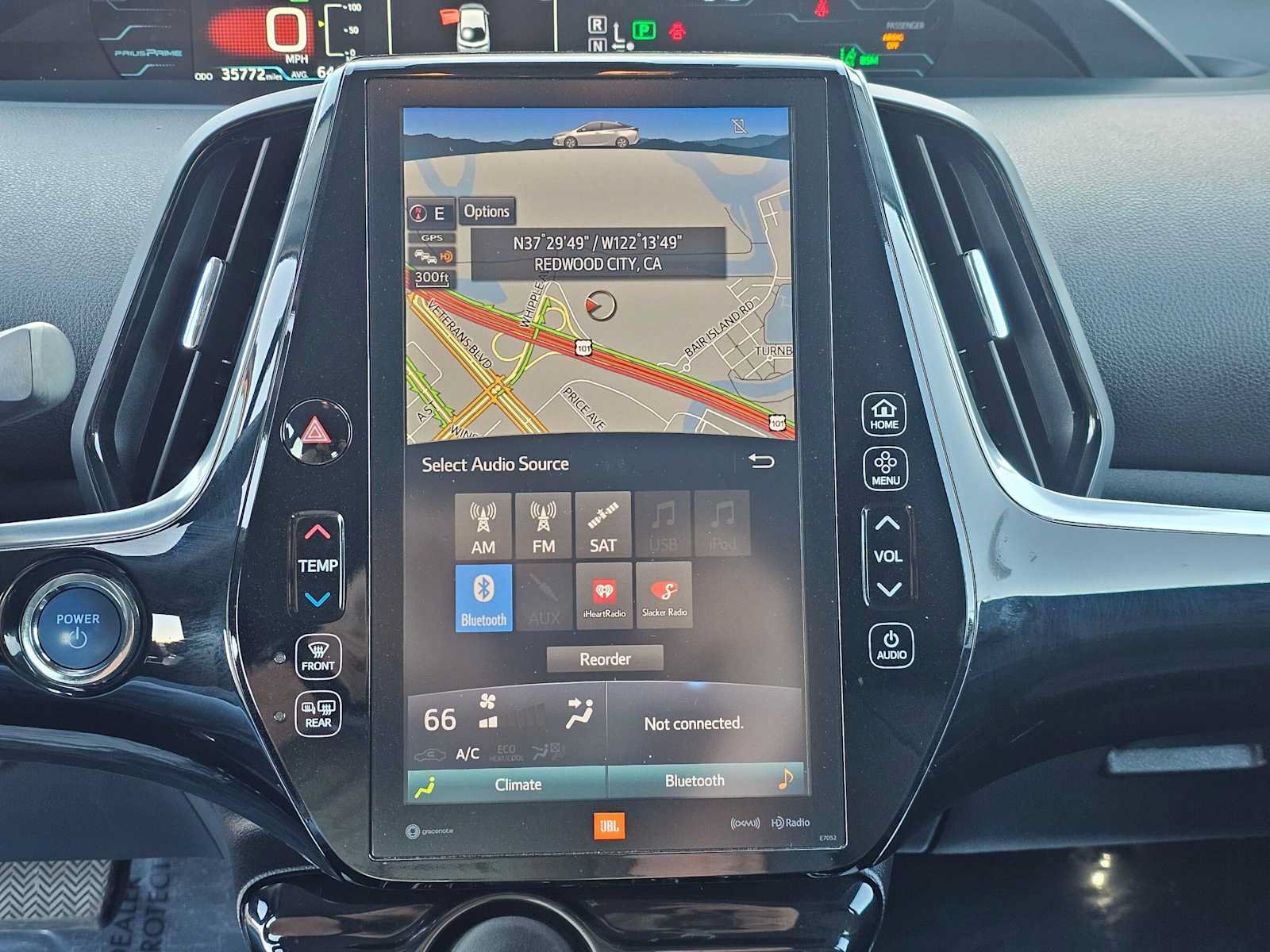 Used 2017 Toyota Prius Prime Advanced FWD image 28