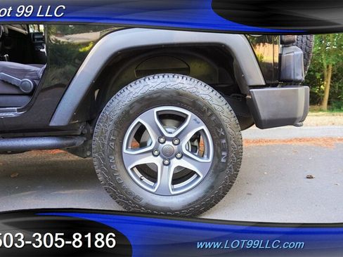 Used 2017 Jeep Wrangler Sport AWD/4WD image 30