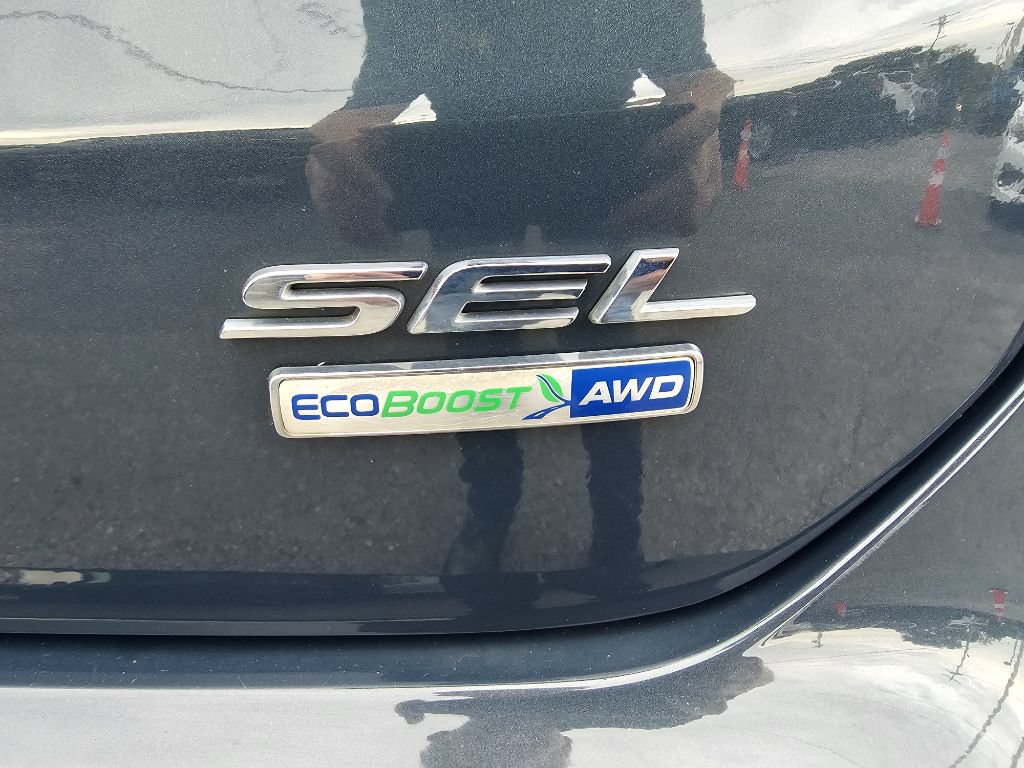 Used 2019 Ford Edge SEL w/ Equipment Group 201A AWD/4WD image 14