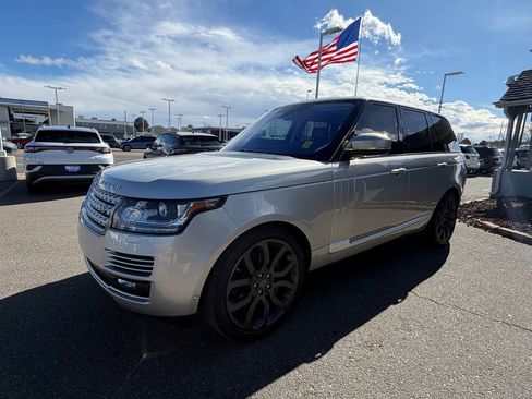 Used 2017 Land Rover Range Rover Supercharged image 3