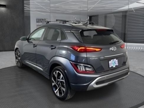 Used 2022 Hyundai Kona Limited AWD/4WD image 7