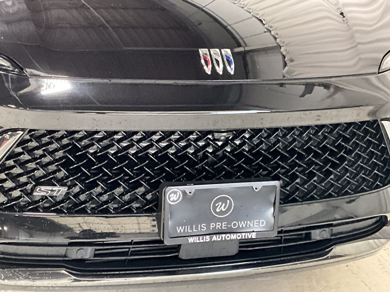 Used 2025 Buick Envision Sport Touring AWD/4WD image 28