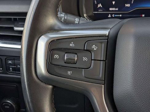 Used 2023 Chevrolet Suburban LT RWD image 24
