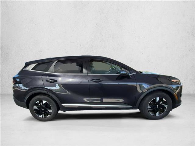 Used 2026 Kia Sportage LX FWD image 4