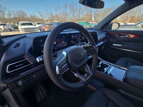 New 2026 Chevrolet Traverse Z71 image 10