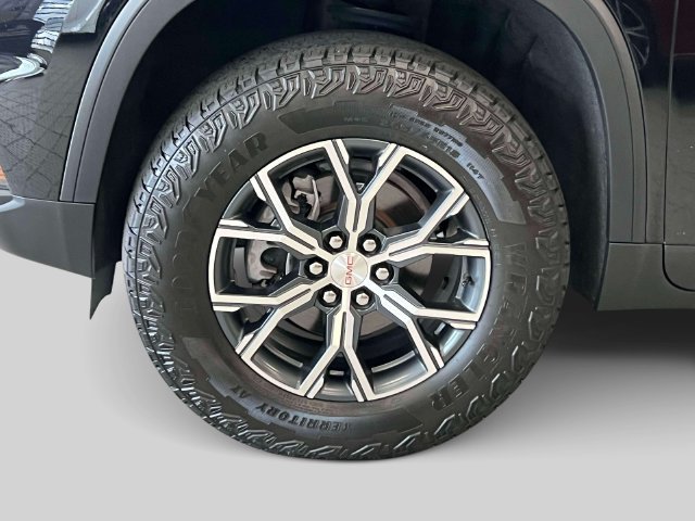 Used 2024 GMC Acadia AT4 w/ Luxury Package AWD/4WD image 10