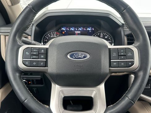 Used 2024 Ford Expedition Max Limited image 24
