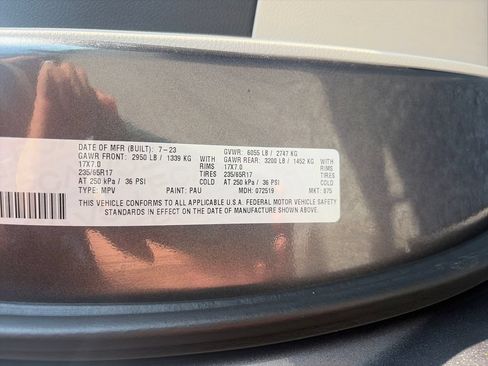 Used 2023 Chrysler Voyager LX FWD image 29