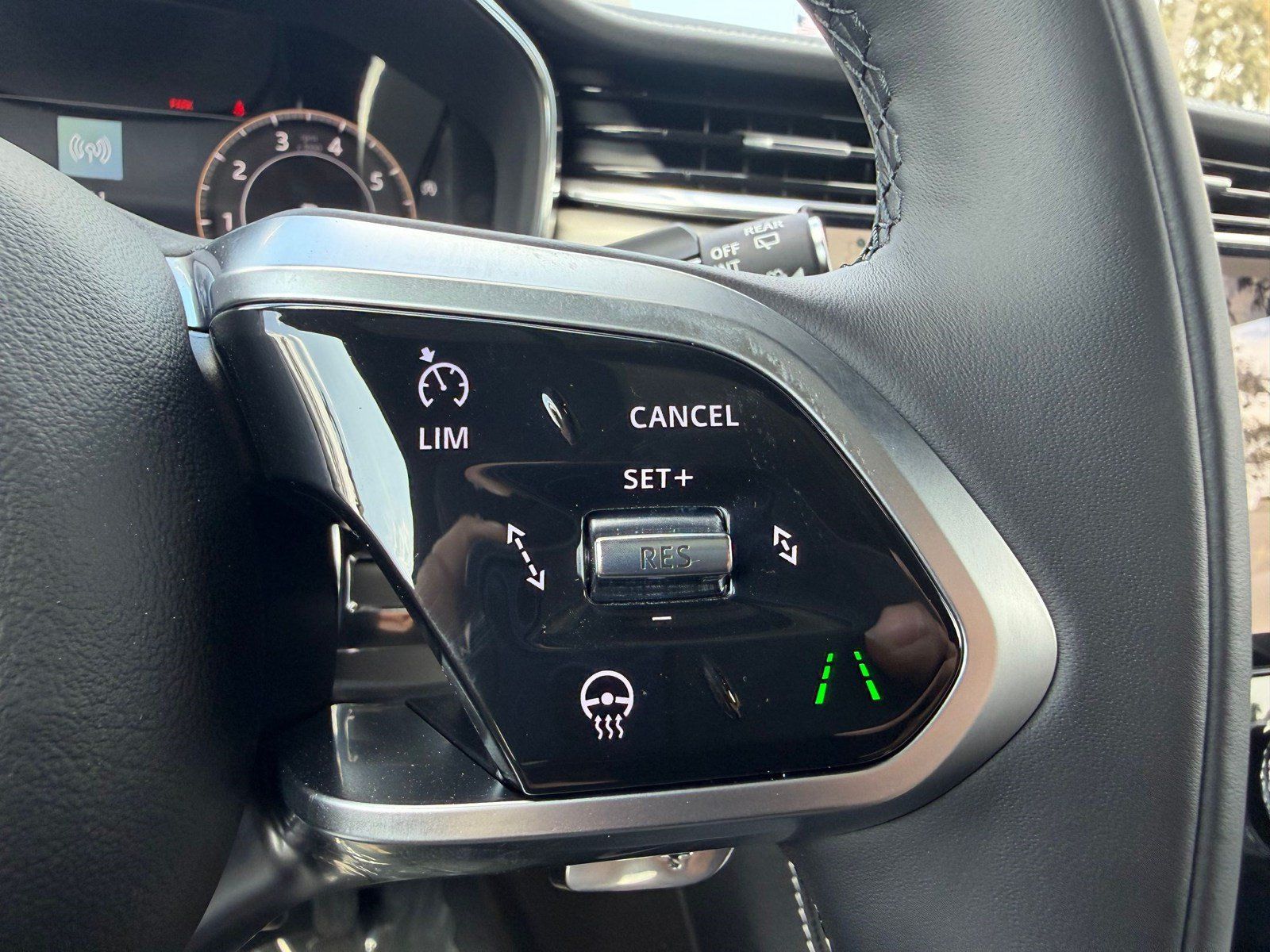 New 2026 Jaguar F-PACE R-Dynamic S AWD/4WD image 10