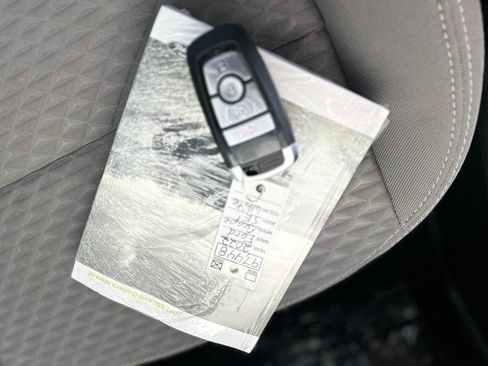 Used 2022 Ford Escape SE w/ Cold Weather Package image 53